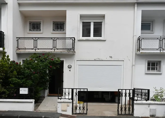 La Pause Royannaise - 500 M De La *